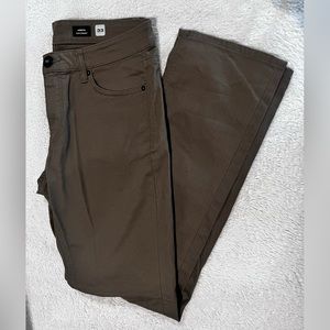 Volcom Vorta Slim Straight Brown Jeans Waist 33